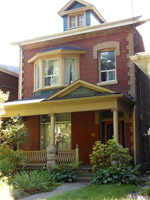 Roncesvalles Village has some large detached houses. Most are two and a half storey, with four or five bedrooms.