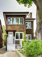 Detached houses in the south part of High Park neighbourhood are smaller and situated on smaller lots than the luxury homes in the north part of the area.