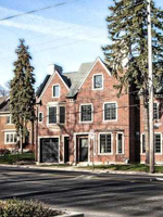 North Toronto freehold townhouses (attached houses) vary in style and size